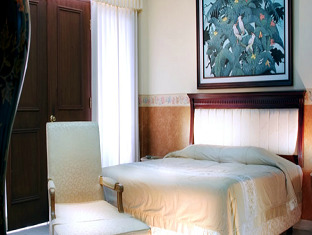 Rayz Hotel Malang Exterior foto